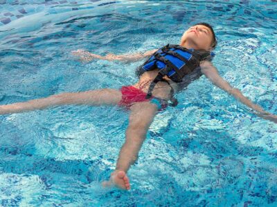 7 Swimming Pool Safety Tips