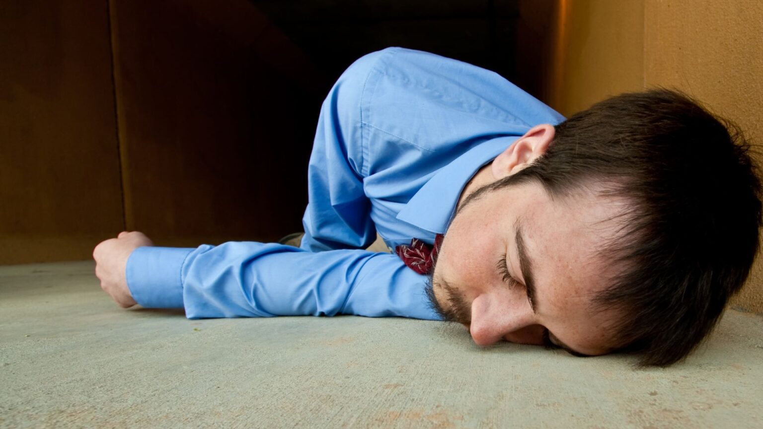 WHAT TO DO IF SOMEONE GETS KNOCKED OUT visual data 2